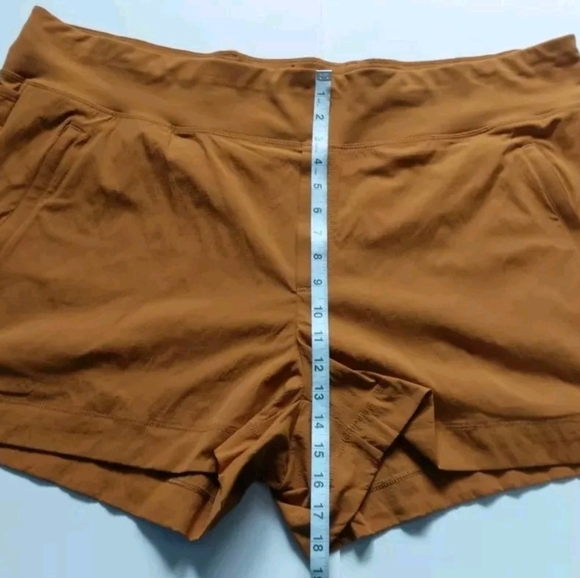Athleta Womens  Brown  Plus  Lightweight Stretch Trekkie North Short 24 - Picture 7 of 10